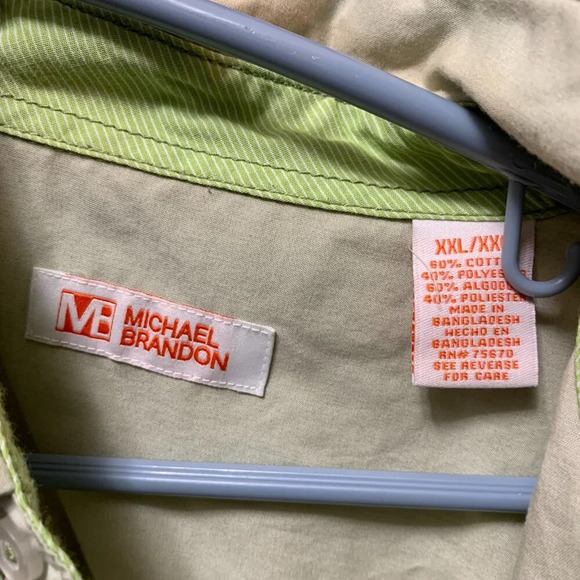 Tan button up shirt - XXL - Picture 2 of 2